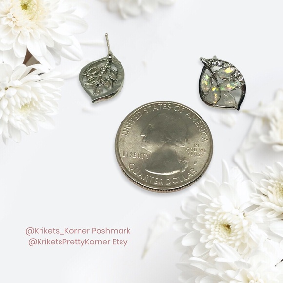 Leaf Shaped Opalite Stud Earrings - Picture 4 of 4